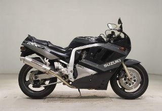 3-4 Suzuki GSX-R1100
