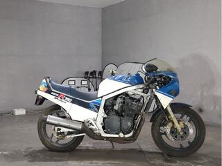 3-10 Suzuki GSX-R750