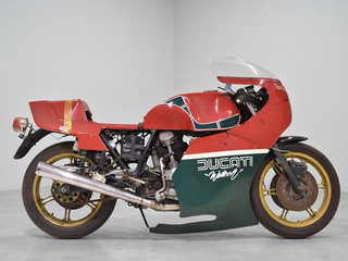 3-8 Ducati 900MHR